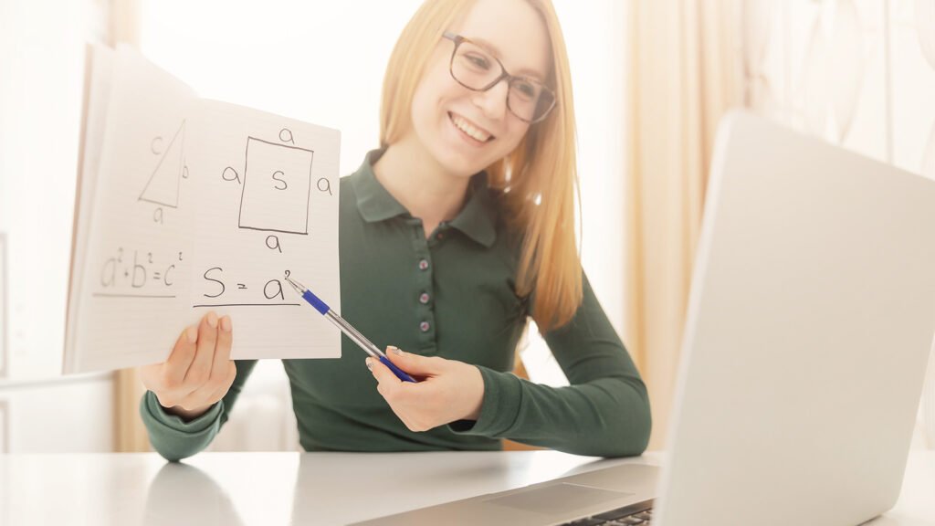 Online tutor explaining GCSE Mathematics through personalised learning with Geopo Maths.